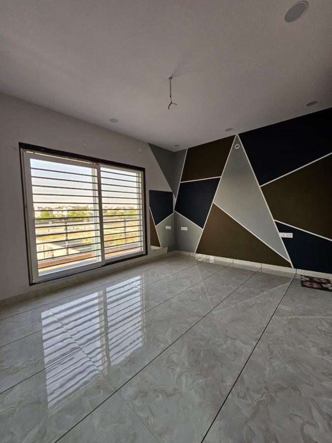 Villa Shree Ambe Farmhouse à Ujjain Extérieur photo